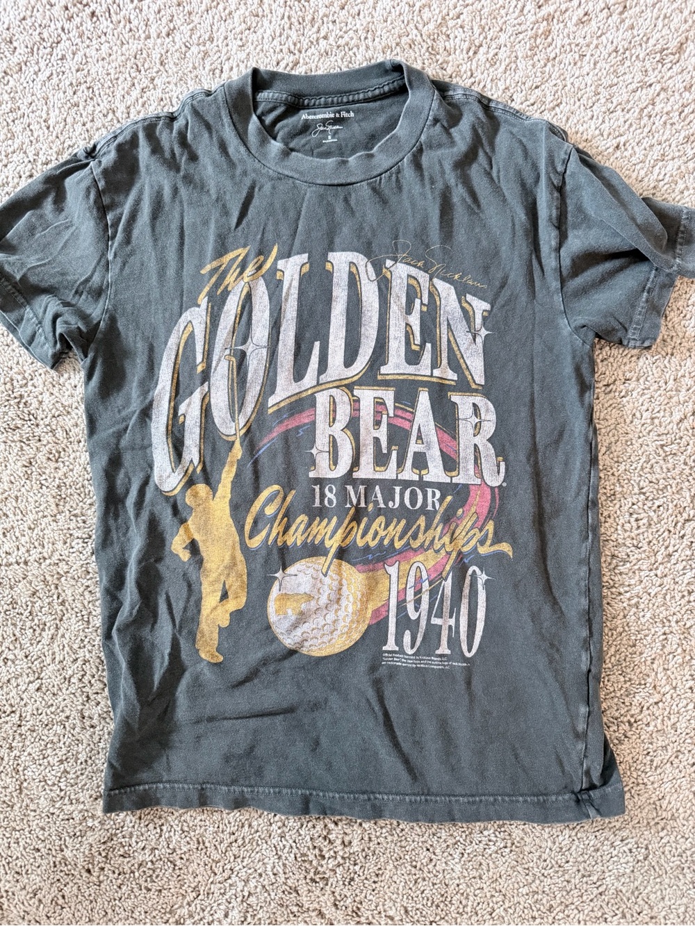 Abercrombie & Fitch Golden Bear Graphic Tee size small